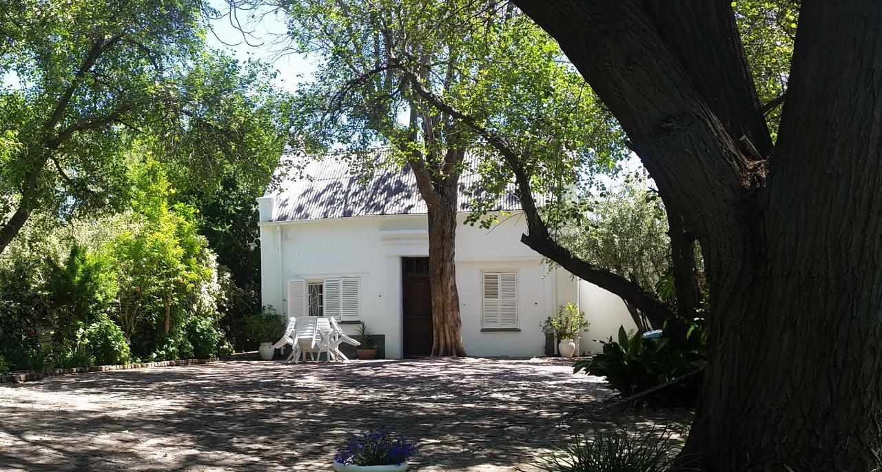 Little Green World Beaufort West Exterior photo
