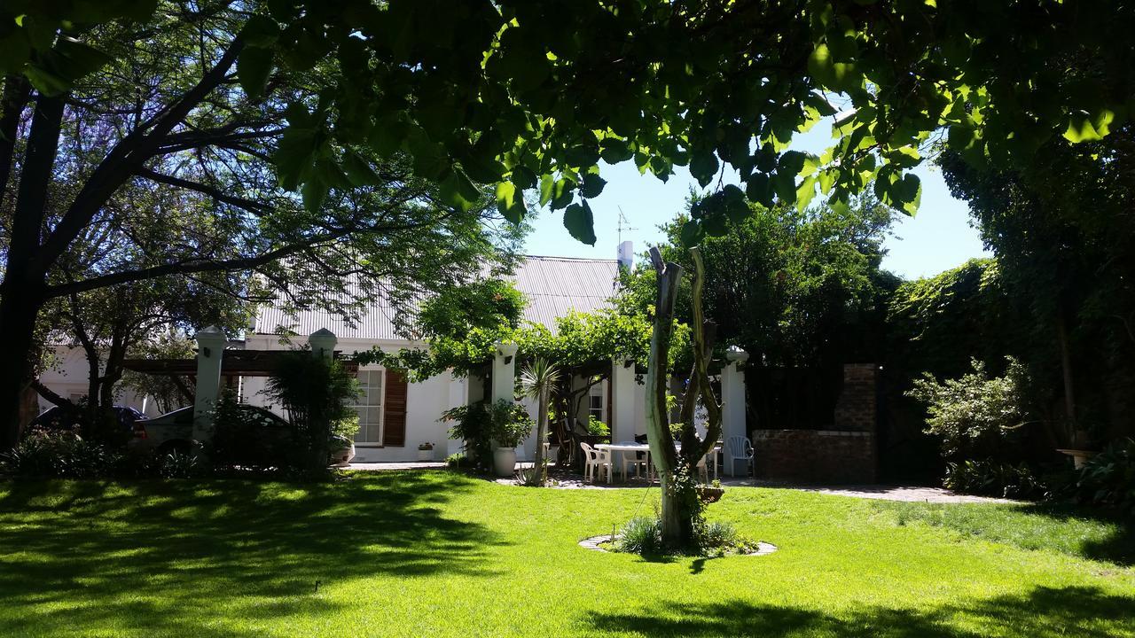 Little Green World Beaufort West Exterior photo